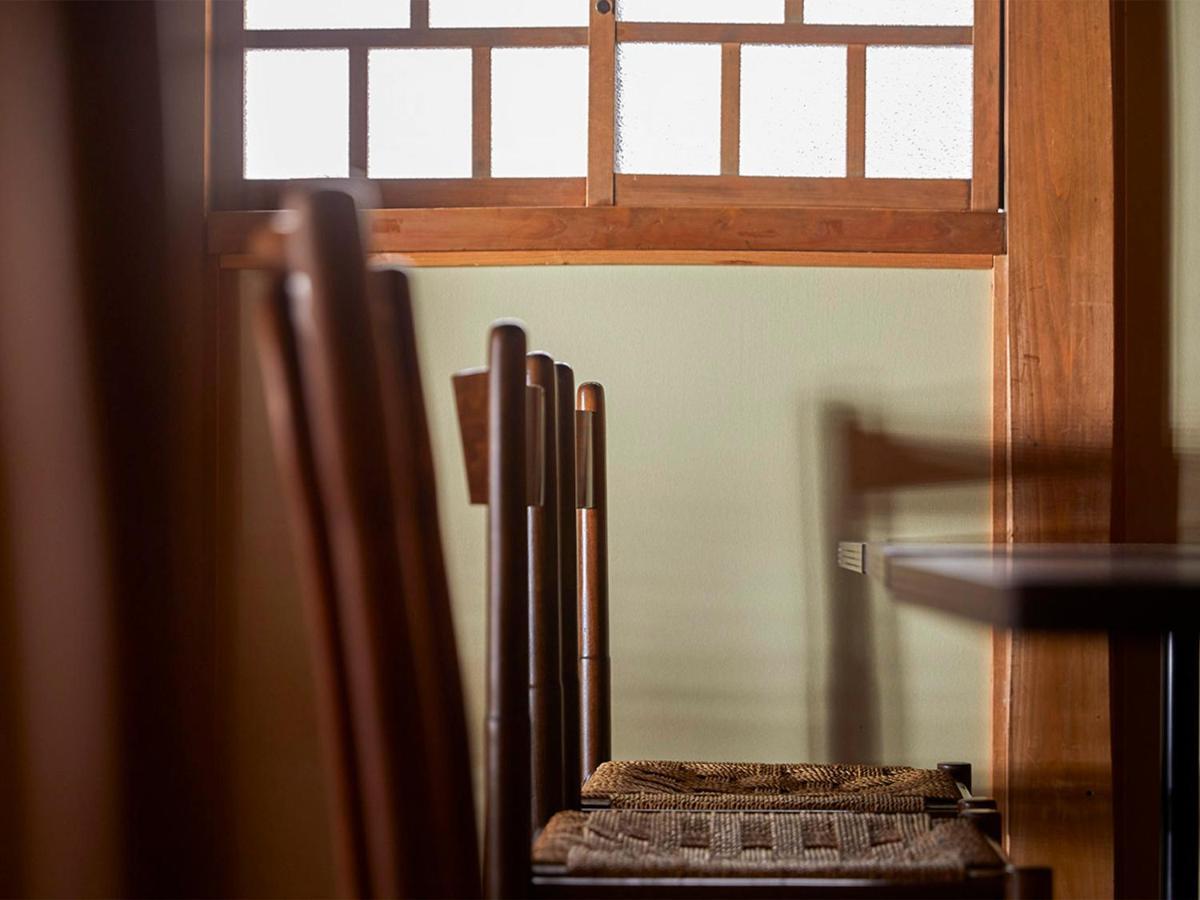 Cafe & Bb Guri Bed & Breakfast Ine Bagian luar foto