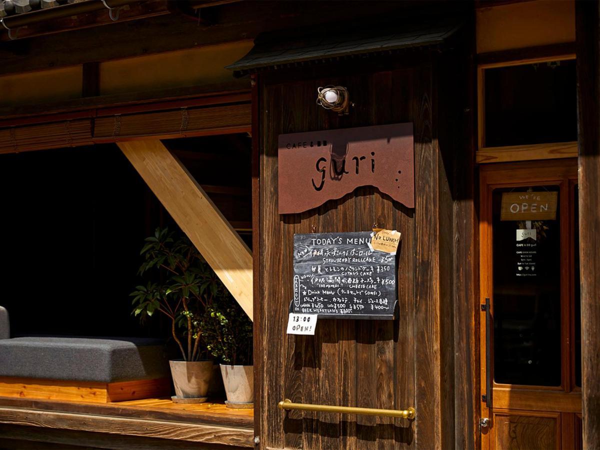 Cafe & Bb Guri Bed & Breakfast Ine Bagian luar foto