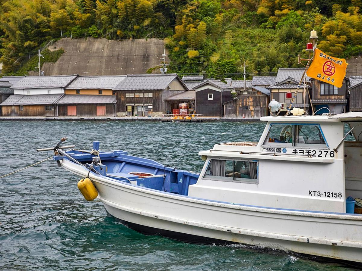 Cafe & Bb Guri Bed & Breakfast Ine Bagian luar foto